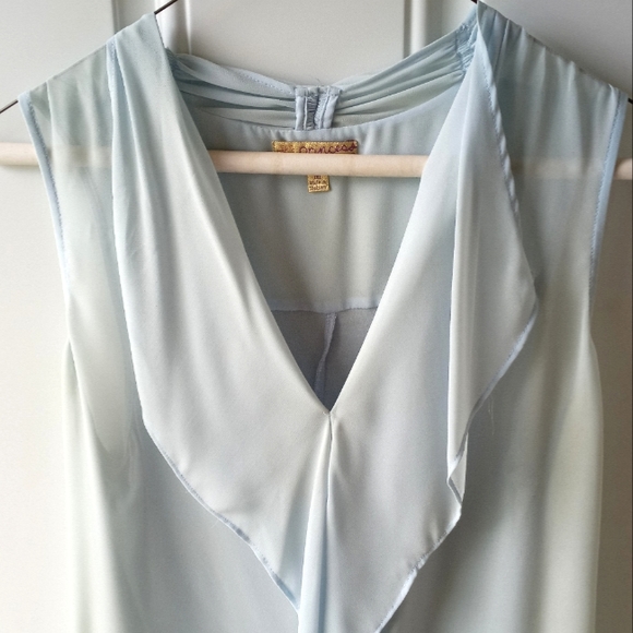 🦋Princess Vera Wang blouse🦋 - Picture 2 of 6